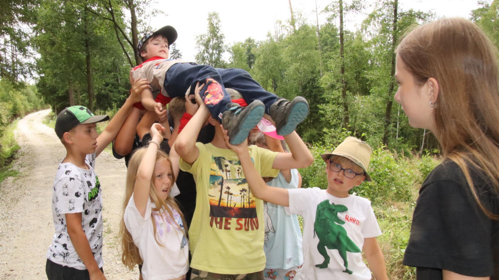 Foto z galerie „Expedice kolem světa 14.den pátek“