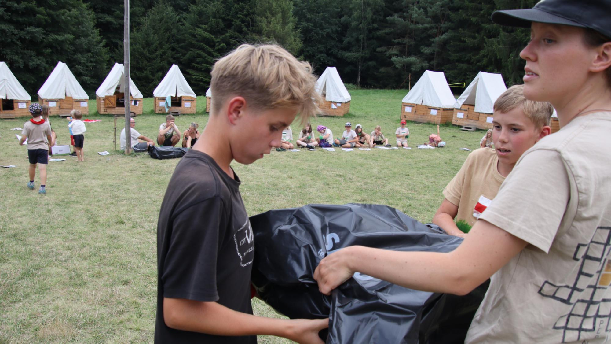 Foto z galerie „Expedice kolem světa 14.den pátek“