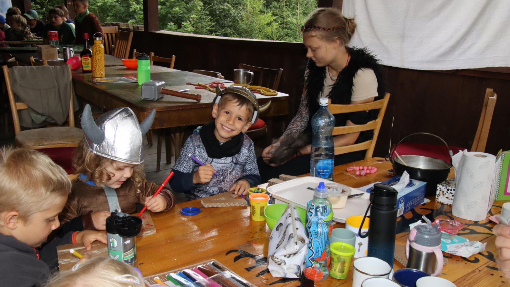 Foto z galerie „Vikingové 6.den čtvrtek“