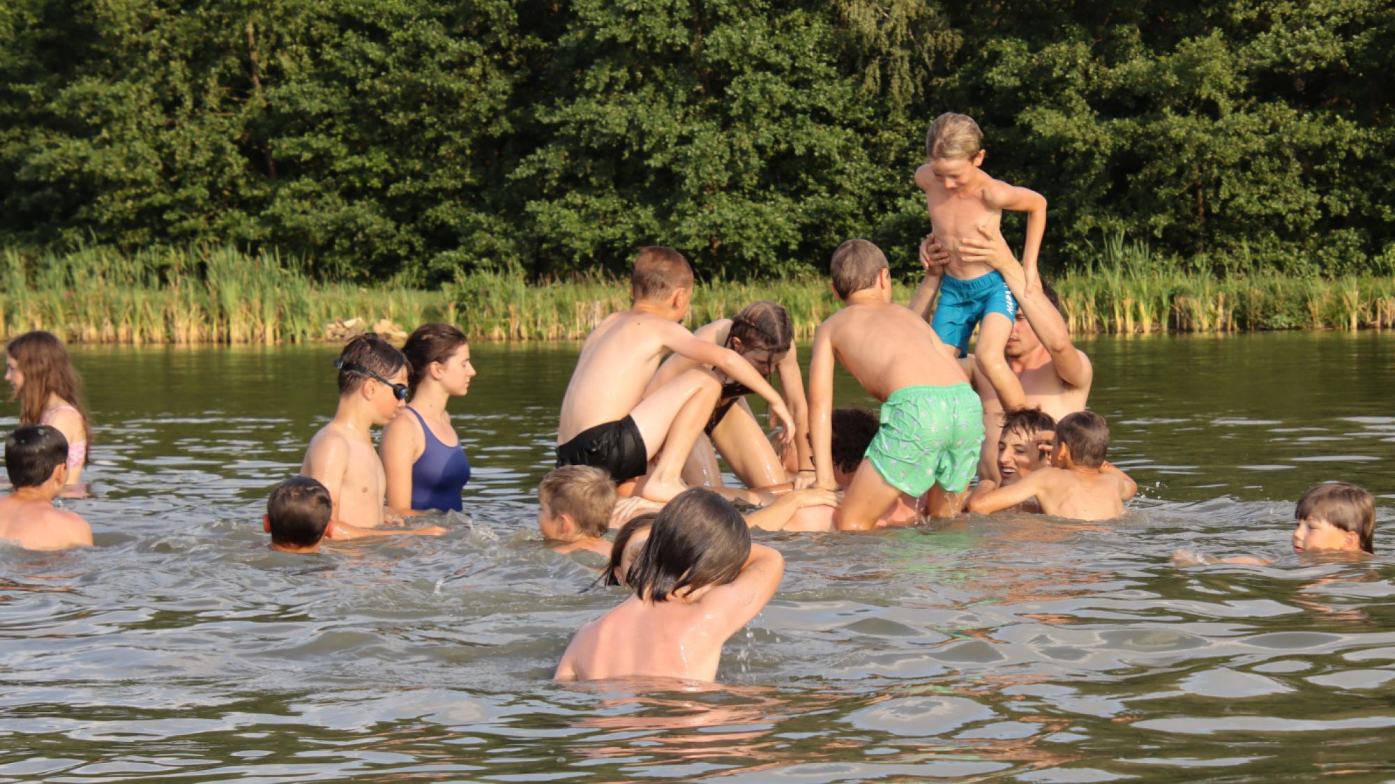 Foto z galerie „Vikingové 13.den čtvrtek“