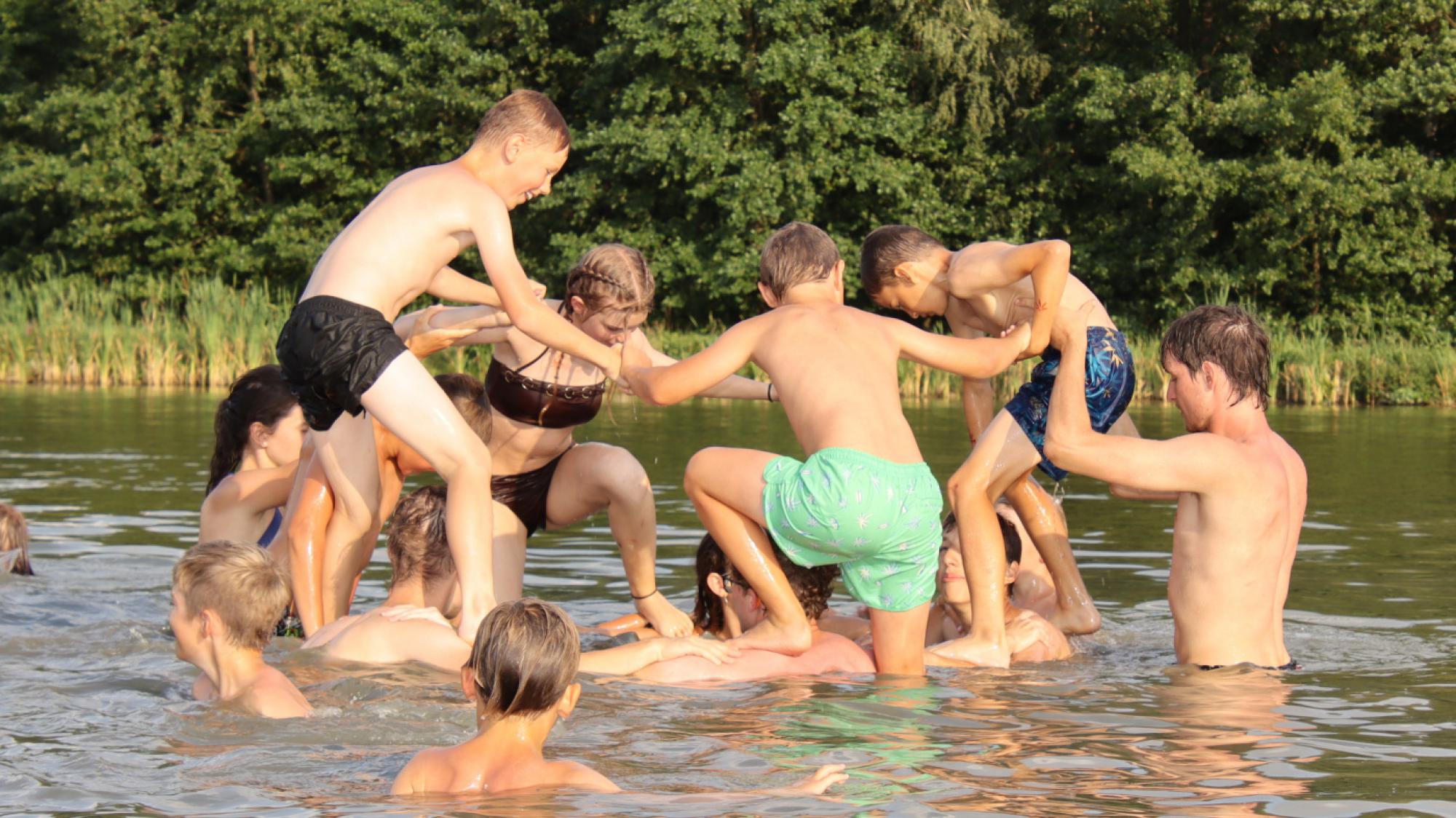 Foto z galerie „Vikingové 13.den čtvrtek“