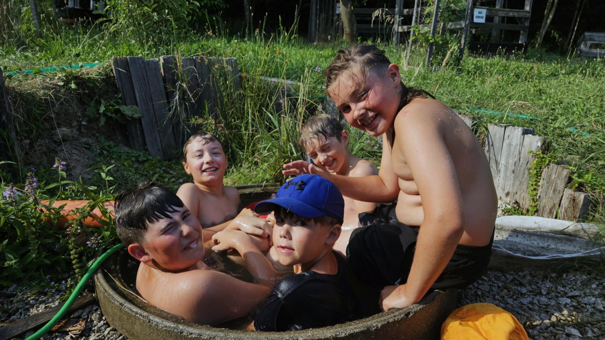 Foto z galerie „Vikingové 14.den pátek“