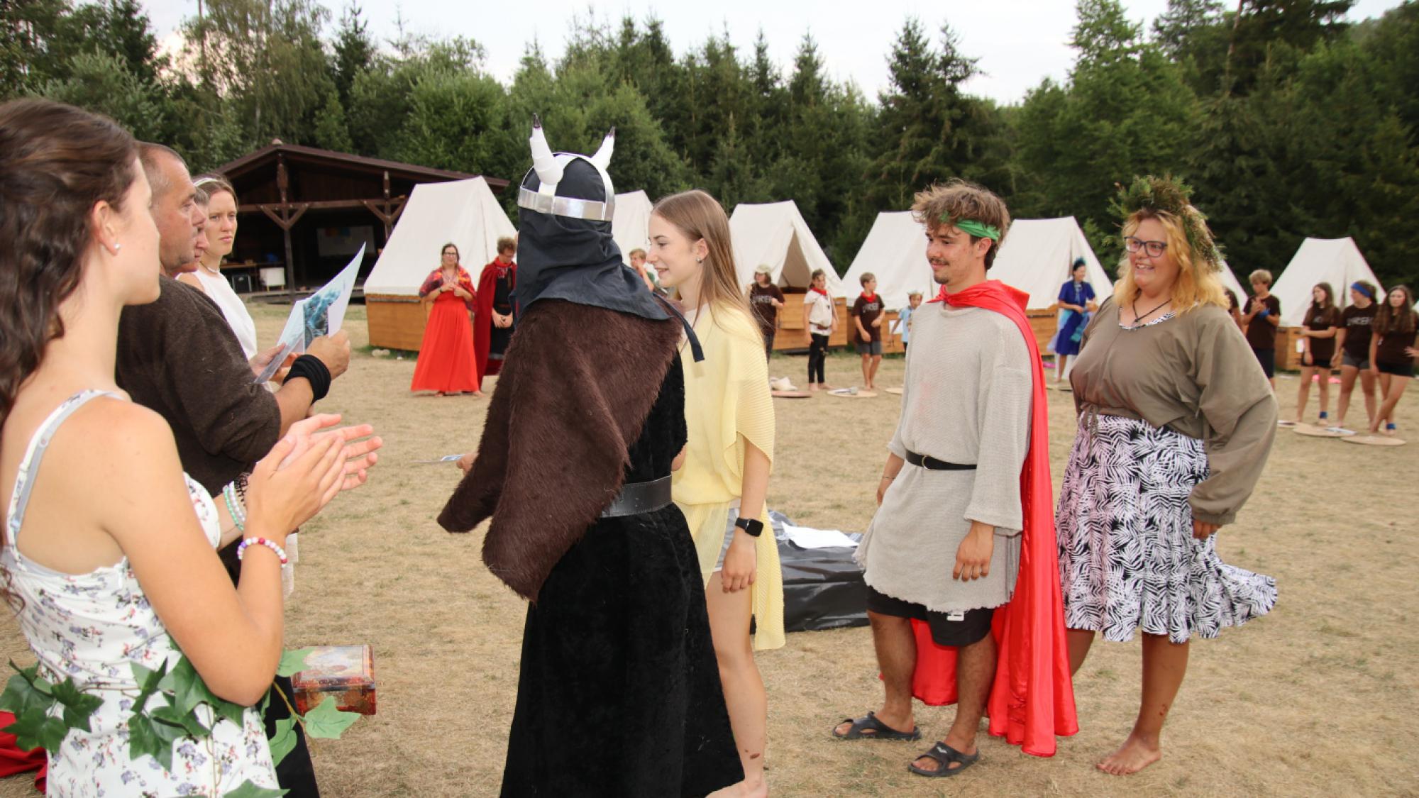 Foto z galerie „Vikingové 14.den pátek“
