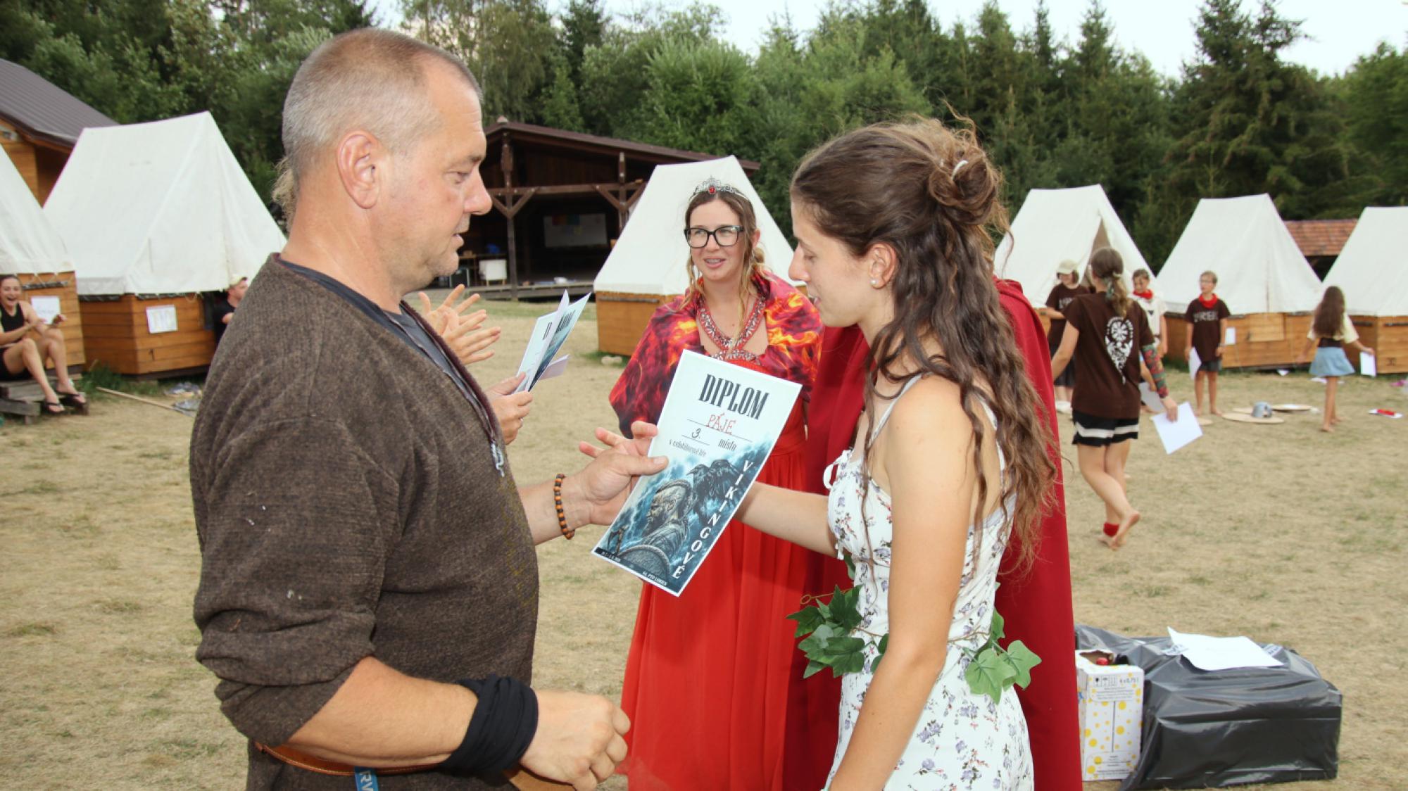 Foto z galerie „Vikingové 14.den pátek“