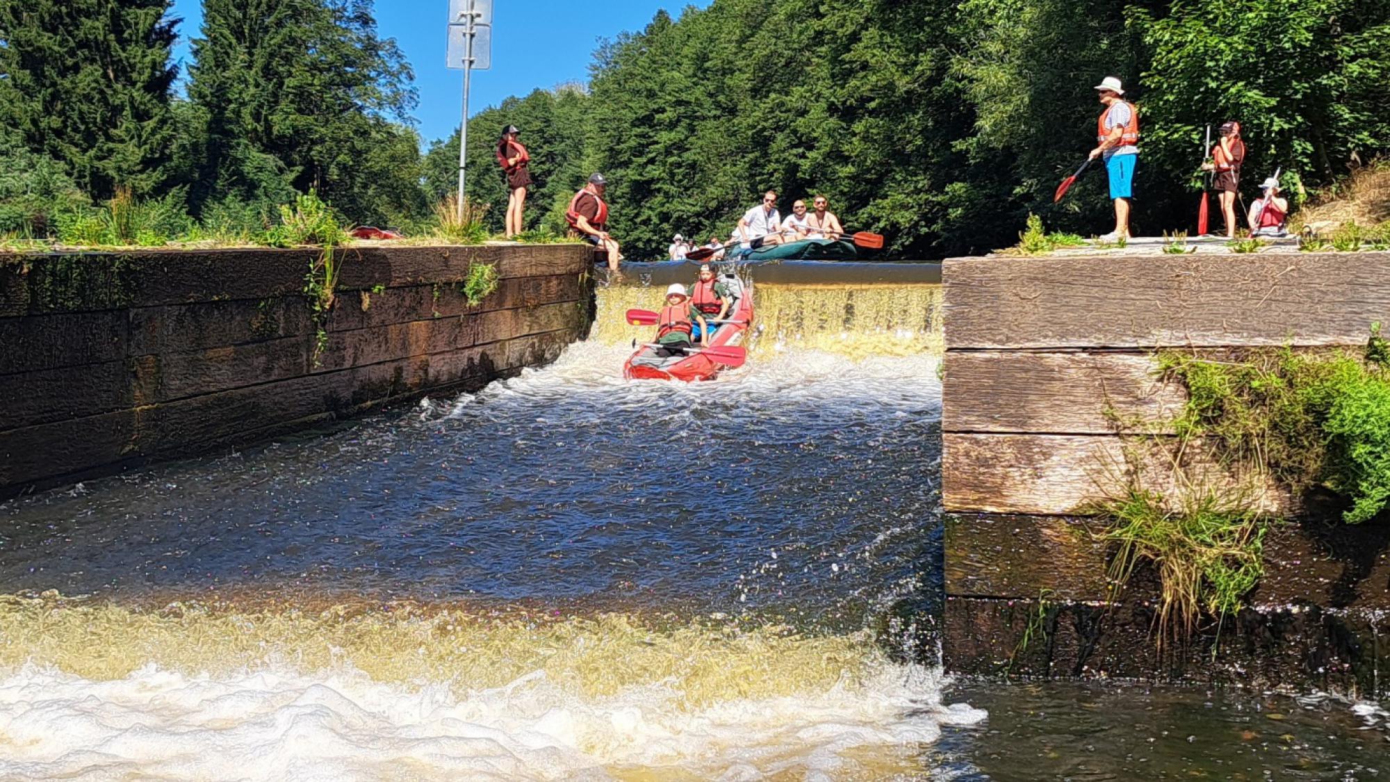 Foto z galerie „Vodácká výprava - Vltava 2026“
