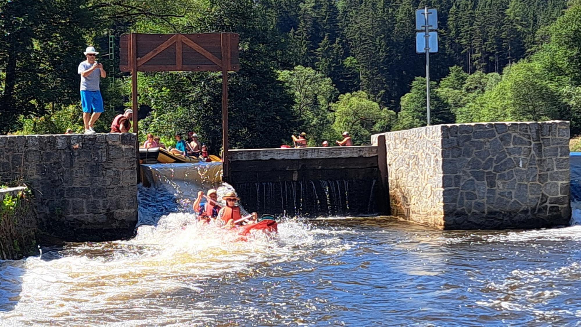 Foto z galerie „Vodácká výprava - Vltava 2026“