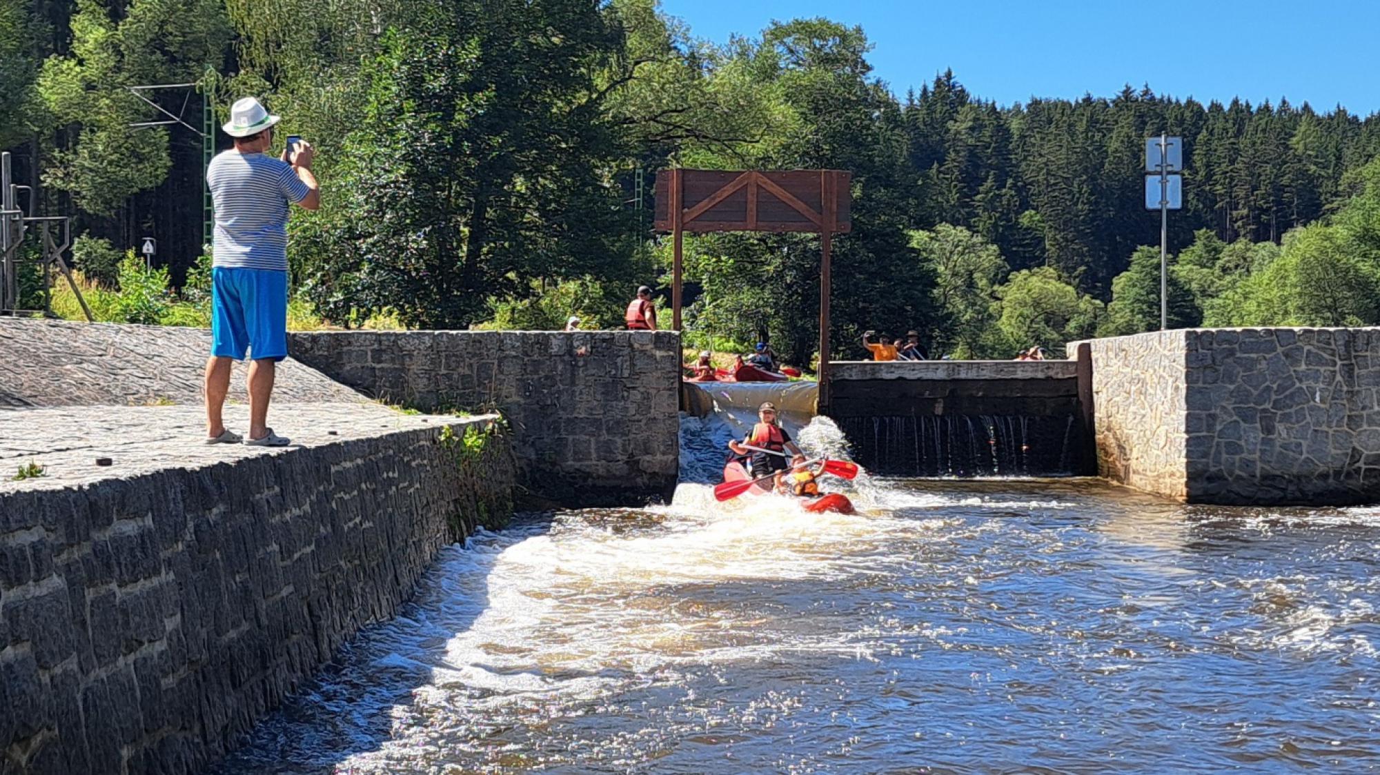 Foto z galerie „Vodácká výprava - Vltava 2026“