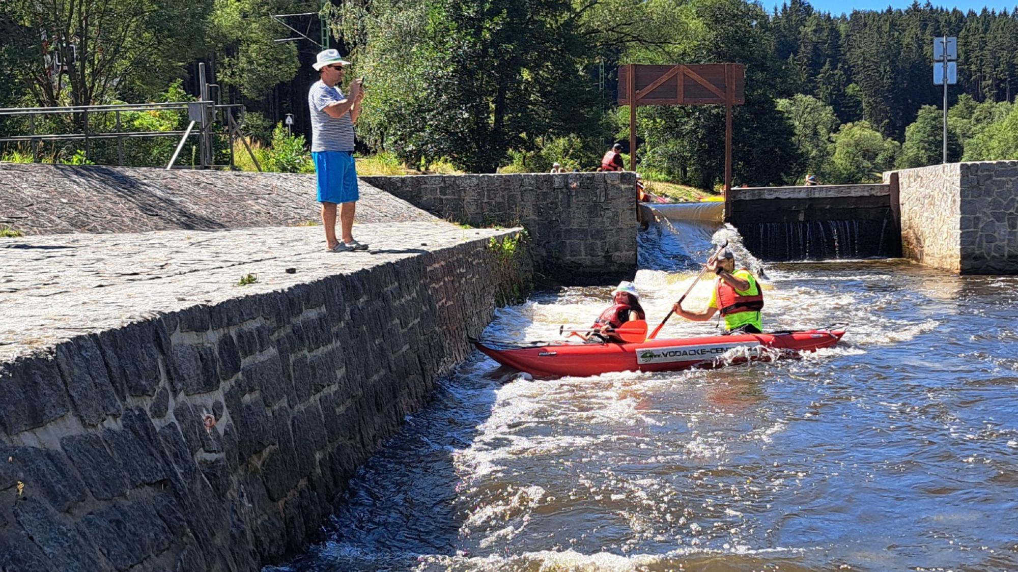 Foto z galerie „Vodácká výprava - Vltava 2026“
