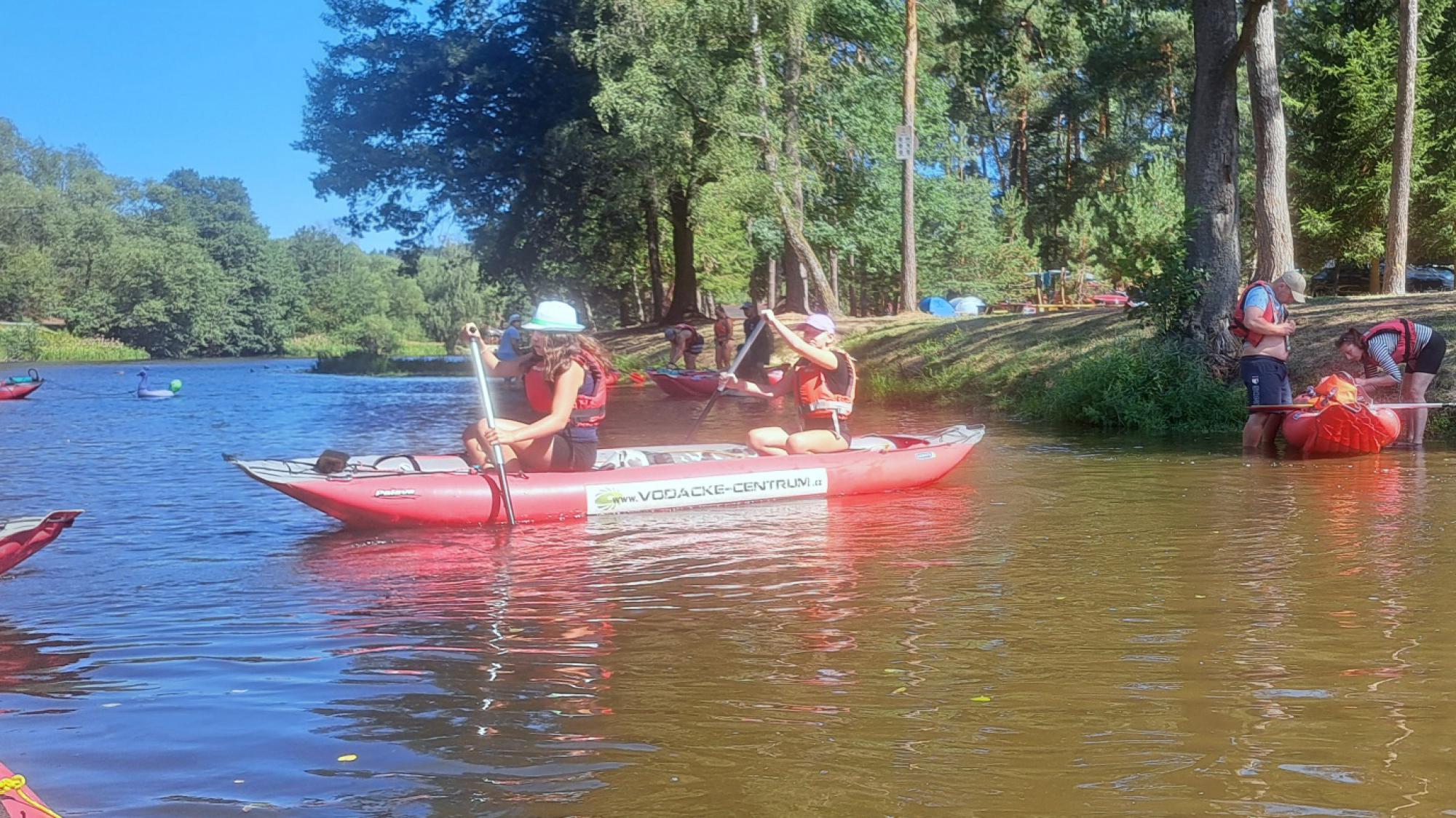 Foto z galerie „Vodácká výprava - Vltava 2026“