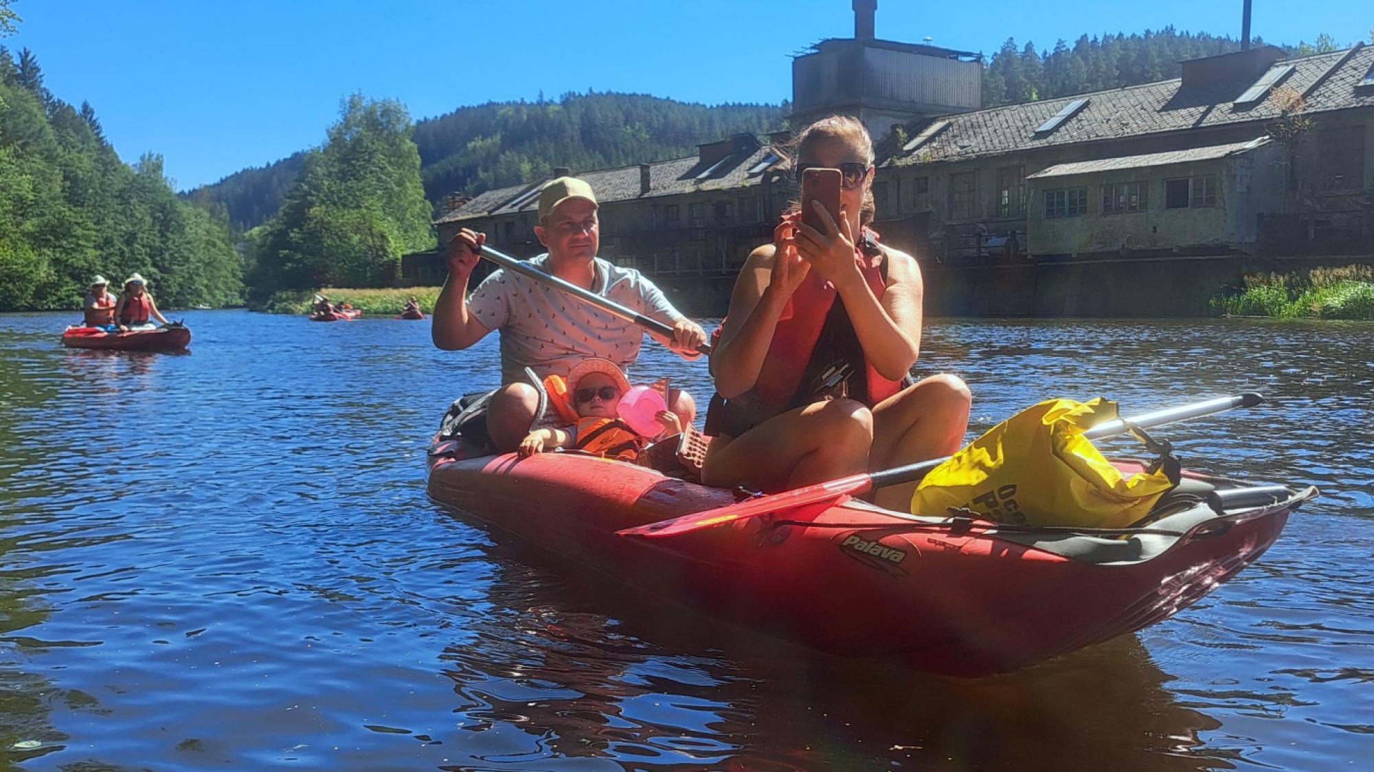 Foto z galerie „Vodácká výprava - Vltava 2026“