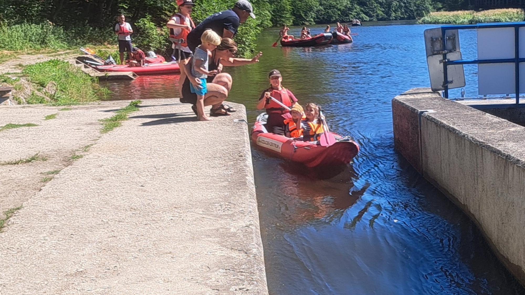 Foto z galerie „Vodácká výprava - Vltava 2026“