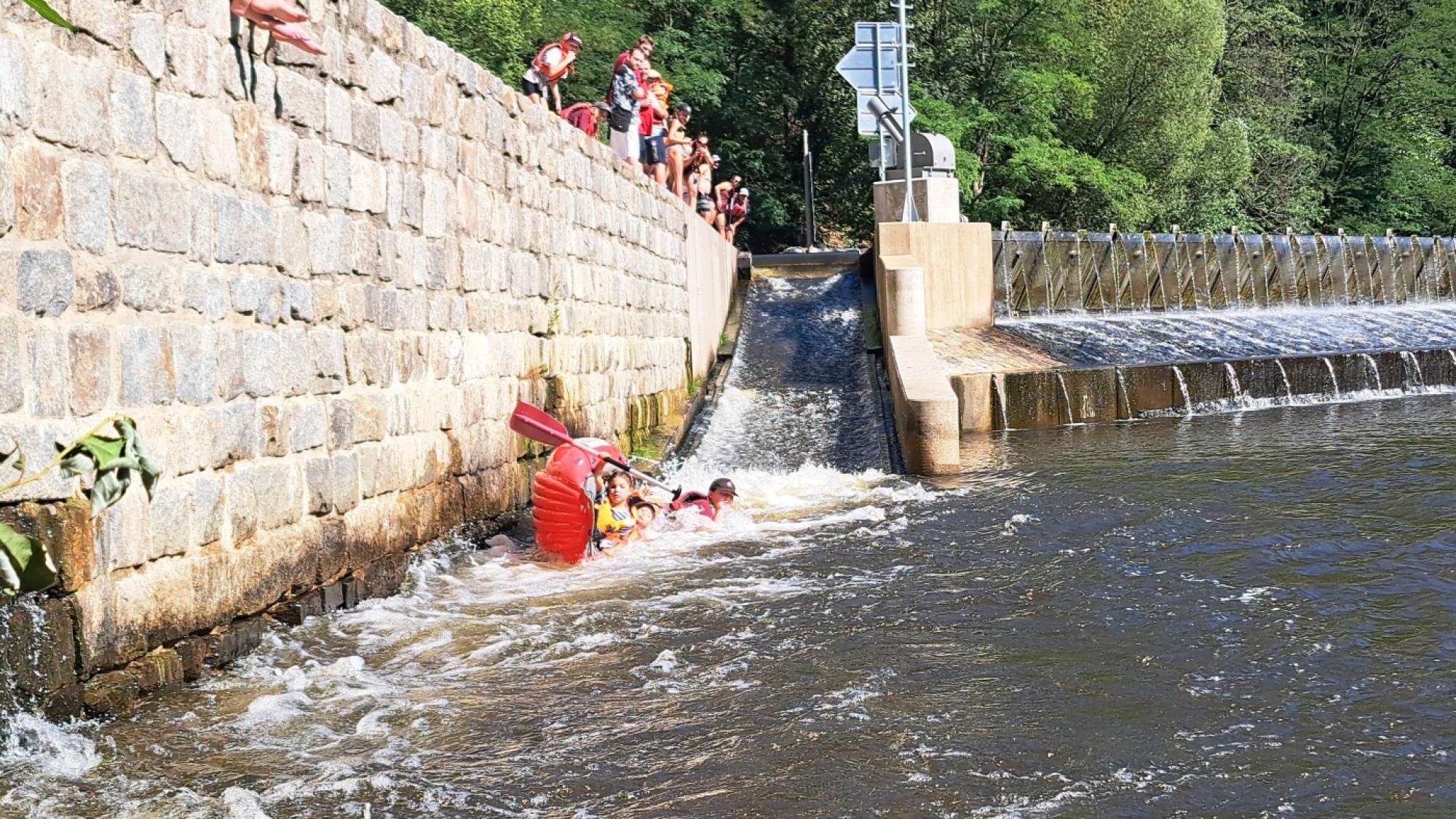 Foto z galerie „Vodácká výprava - Vltava 2026“