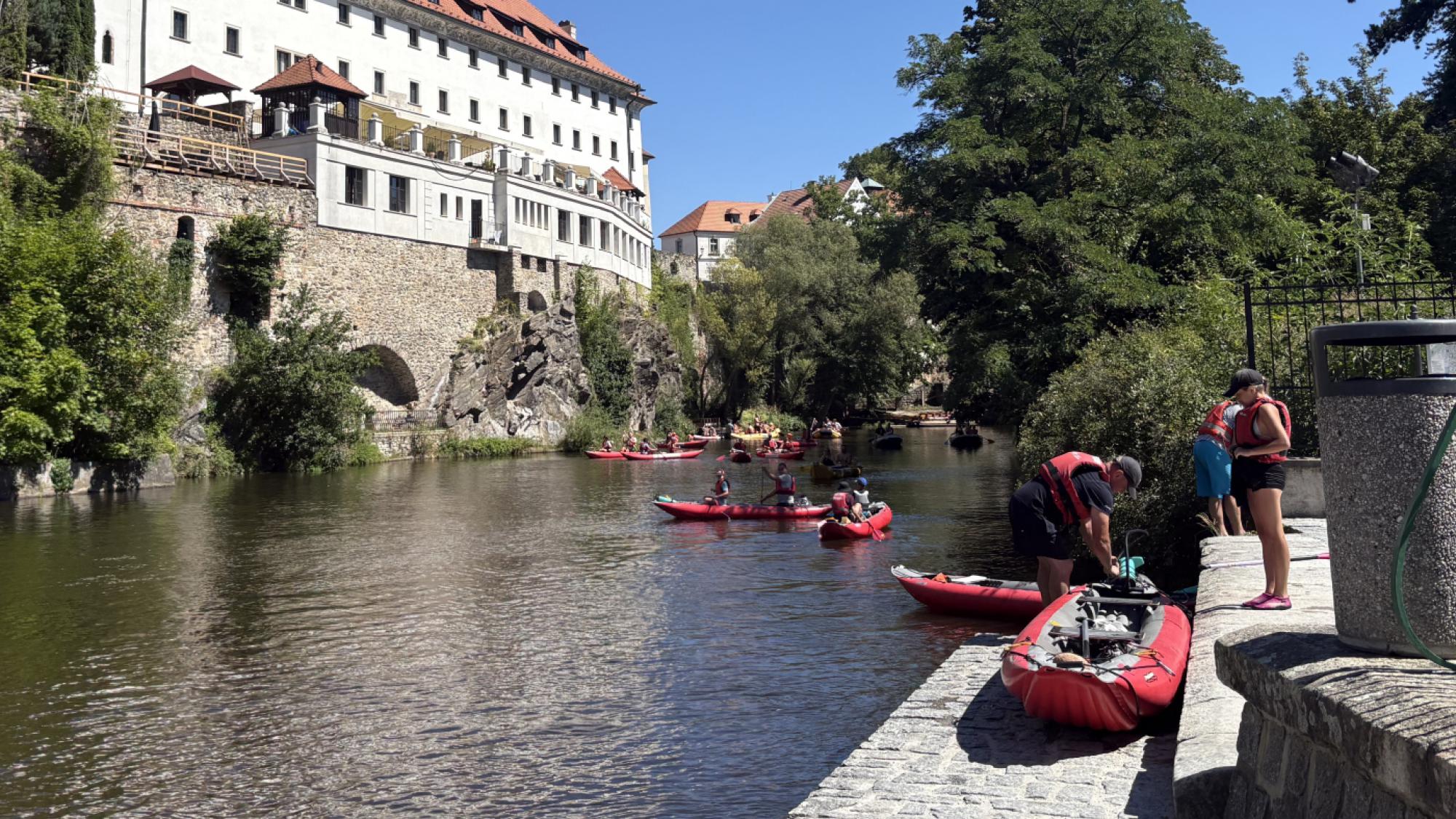 Foto z galerie „Vodácká výprava - Vltava 2026“