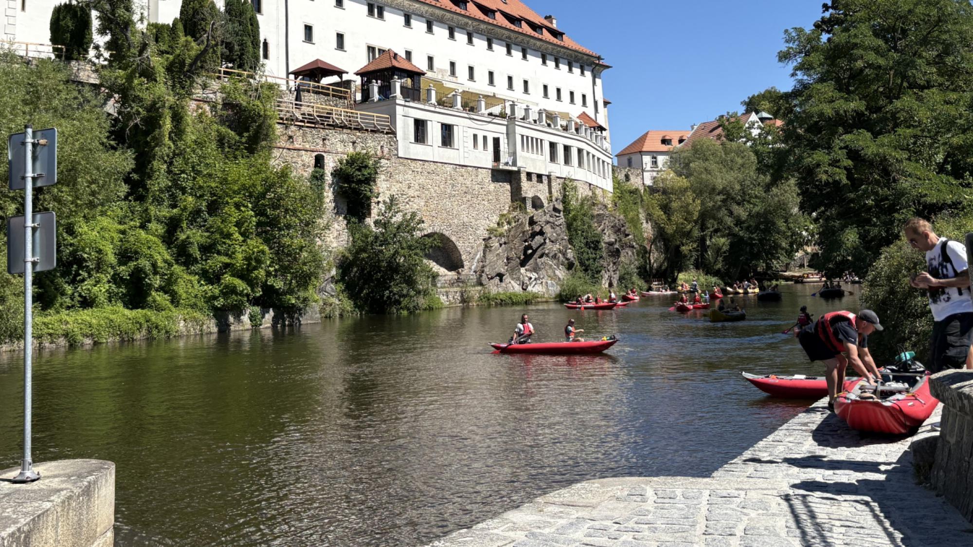 Foto z galerie „Vodácká výprava - Vltava 2026“