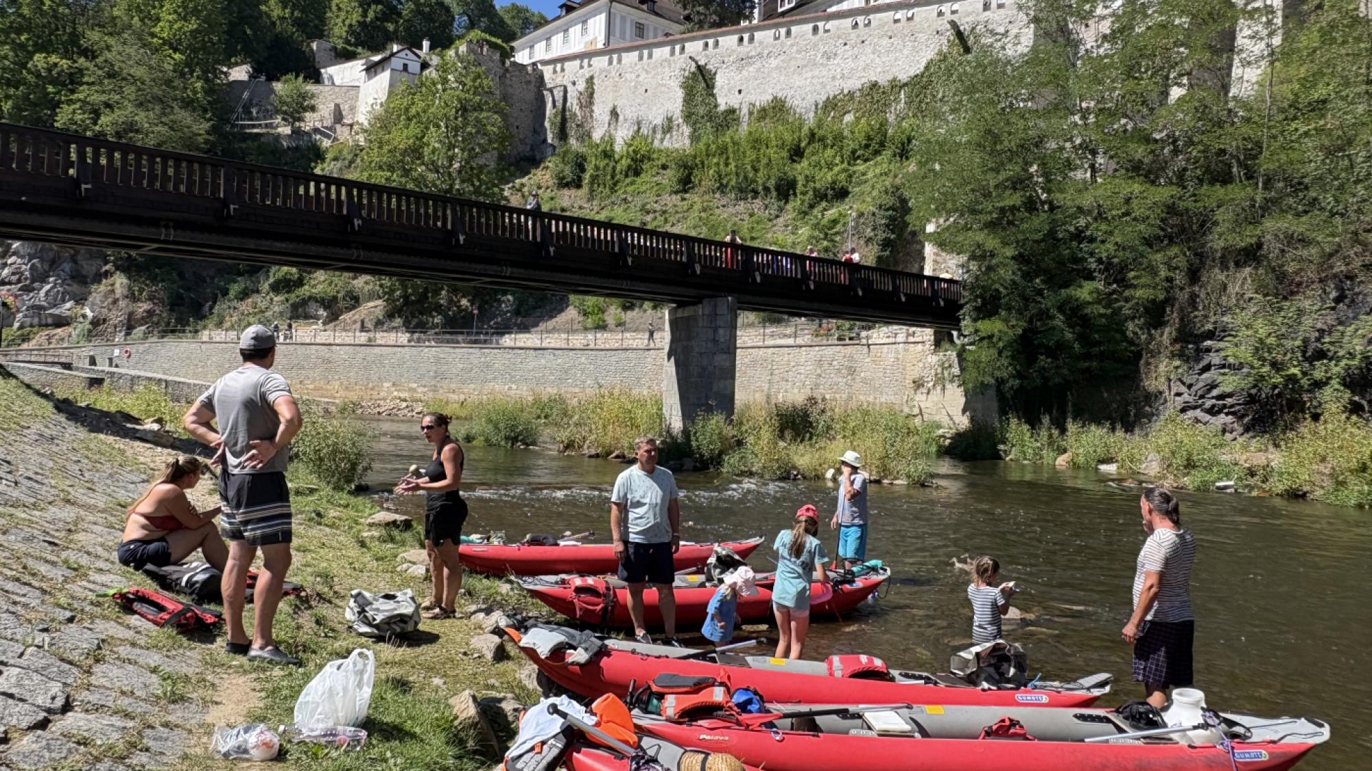 Foto z galerie „Vodácká výprava - Vltava 2026“